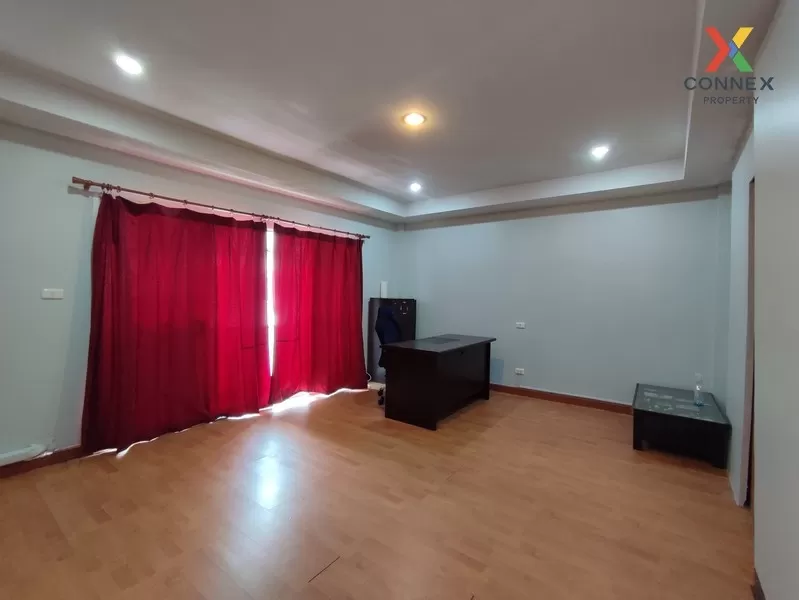 ทาวน์โฮม 3 ชั้น 6 นอน ม.เดอะเนเจอร์ซิตี้ เพชรเกษม 69 หนองแขม กรุง