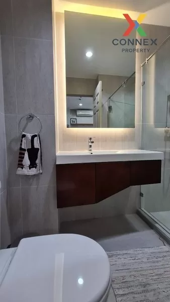 FOR RENT condo , Life @ Sathorn 10 , Duplex , high floor , BTS-Ch