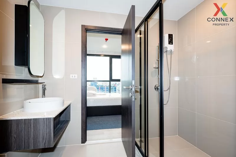 FOR RENT condo , XT Huaikhwang , high floor , MRT-Huai Khwang , H