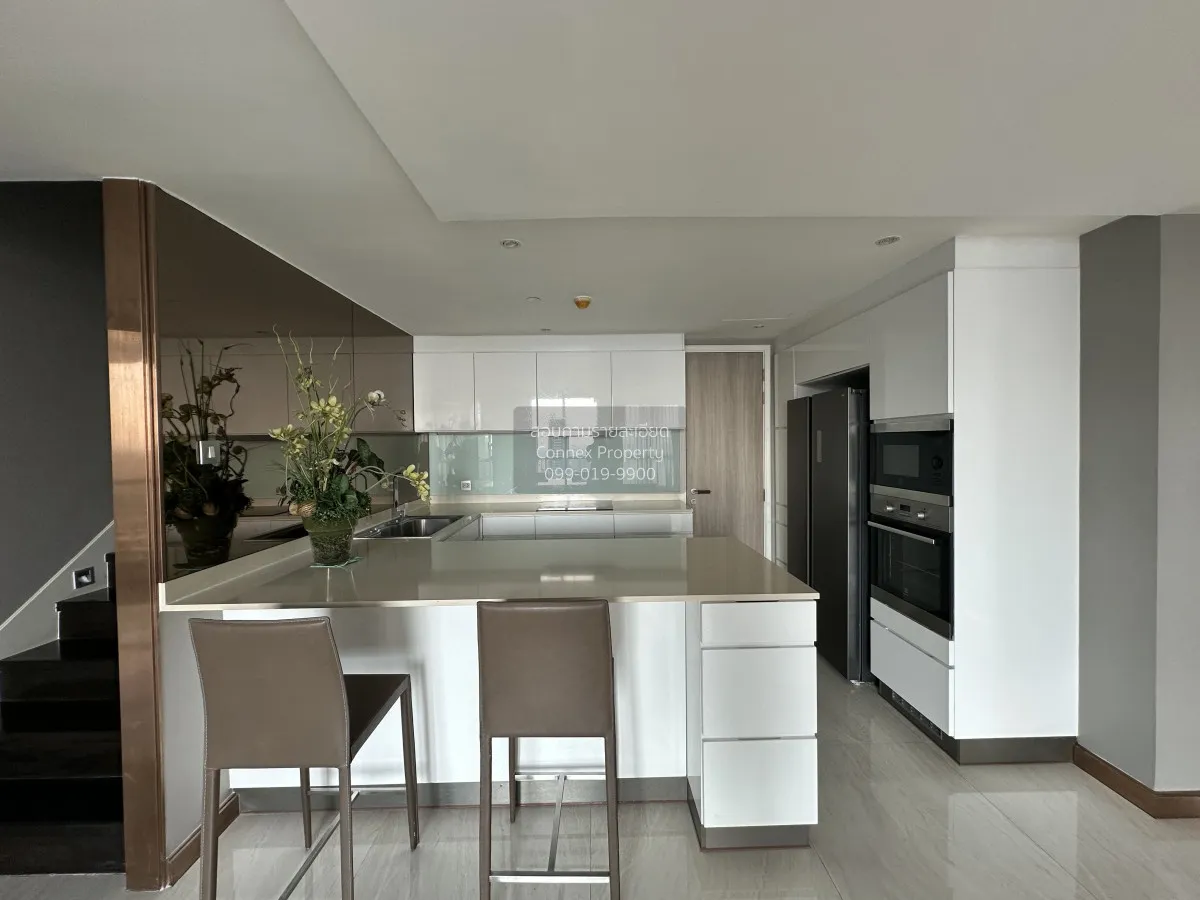 FOR RENT condo H Sukhumvit 43 , Duplex , high floor , BTS-Phrom P