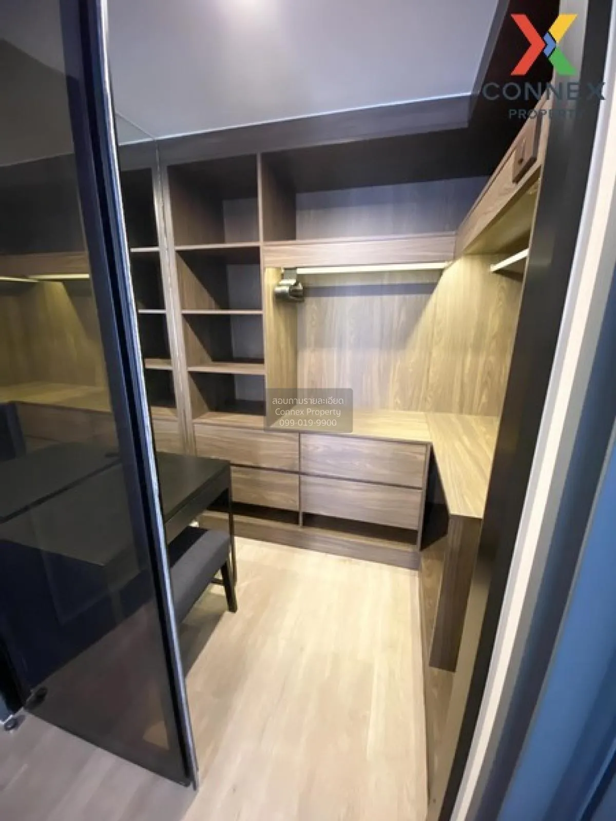 FOR RENT condo , Noble Above Wireless-Ruamrudee , high floor , BT