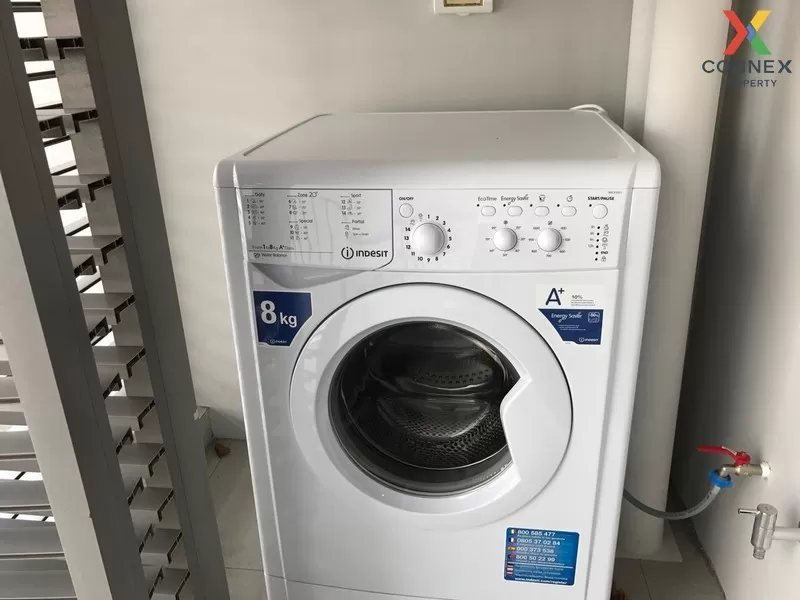 FOR RENT condo , The Lofts Ekkamai , high floor , BTS-Ekkamai , P