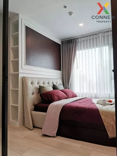 FOR RENT condo , Life One Wireless , corner unit , BTS-Phloen Chi