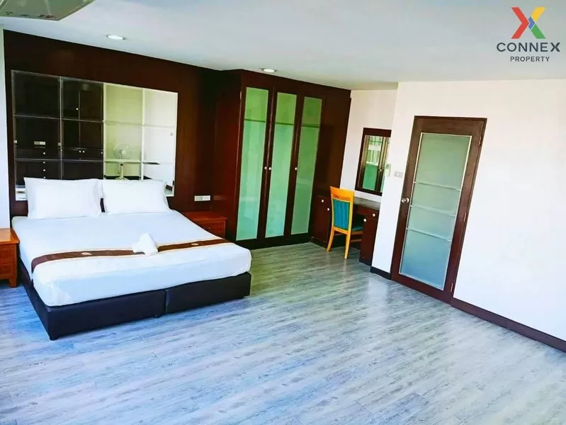 FOR RENT condo , Waterford Park Sukhumvit 53 , Duplex , corner un