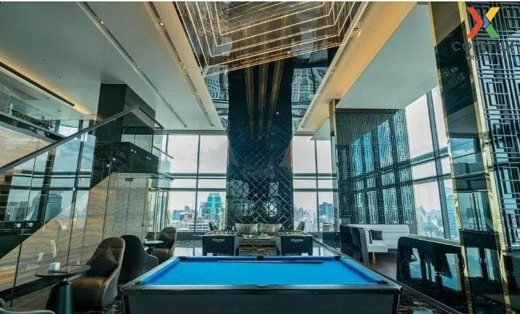 FOR SALE condo , Q Chidlom - Phetchaburi , high floor , BTS-Chit 