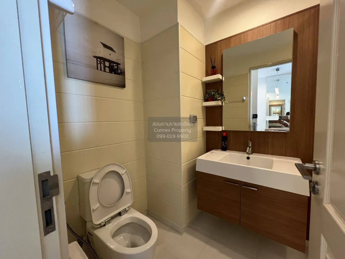 FOR RENT condo , Life @ Sathorn 10 , high floor , BTS-Chong Nonsi