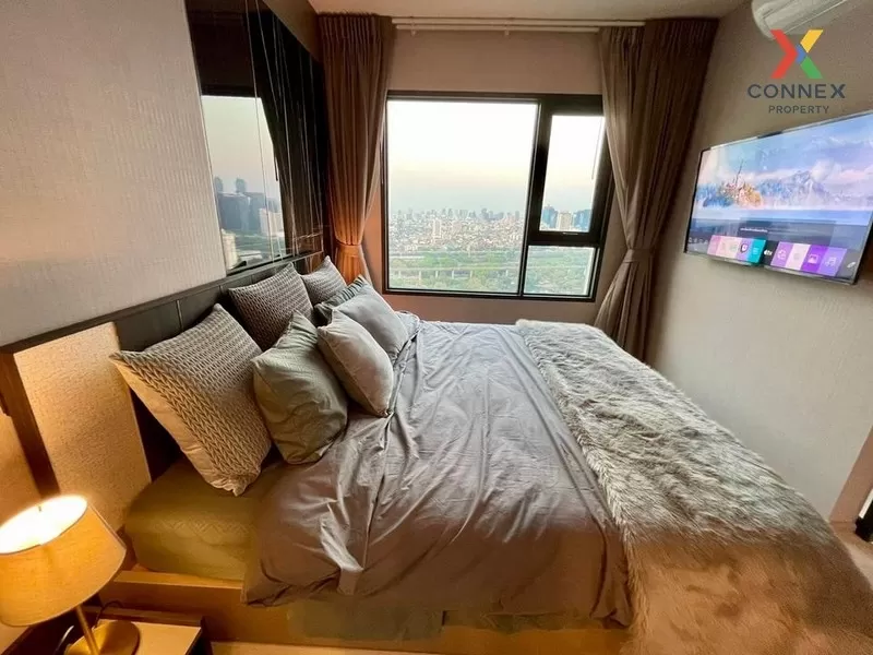 FOR RENT condo , Life One Wireless , Duplex , high floor , BTS-Ph