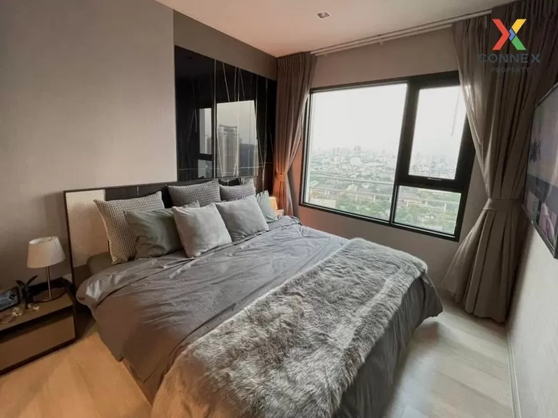 FOR RENT condo , Life One Wireless , Duplex , high floor , BTS-Ph
