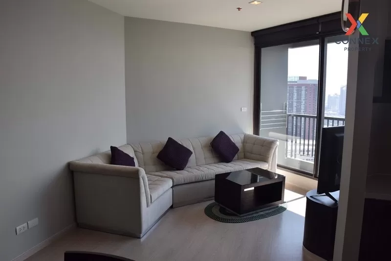 FOR RENT condo , RHYTHM Sukhumvit 44/1 , Duplex , high floor , BT 1