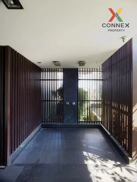 FOR RENT condo , Life @ Sathorn 10 , Duplex , high floor , BTS-Ch