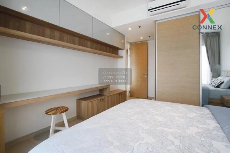 FOR RENT condo , The Lofts Ekkamai , Duplex , high floor , BTS-Ek