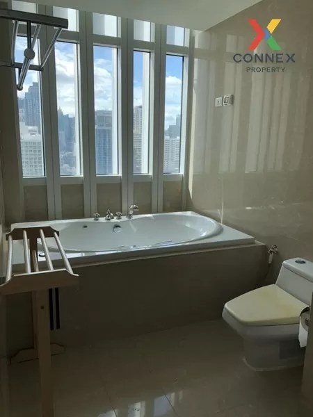 FOR RENT condo , Athenee Residence , Duplex , high floor , BTS-Ph
