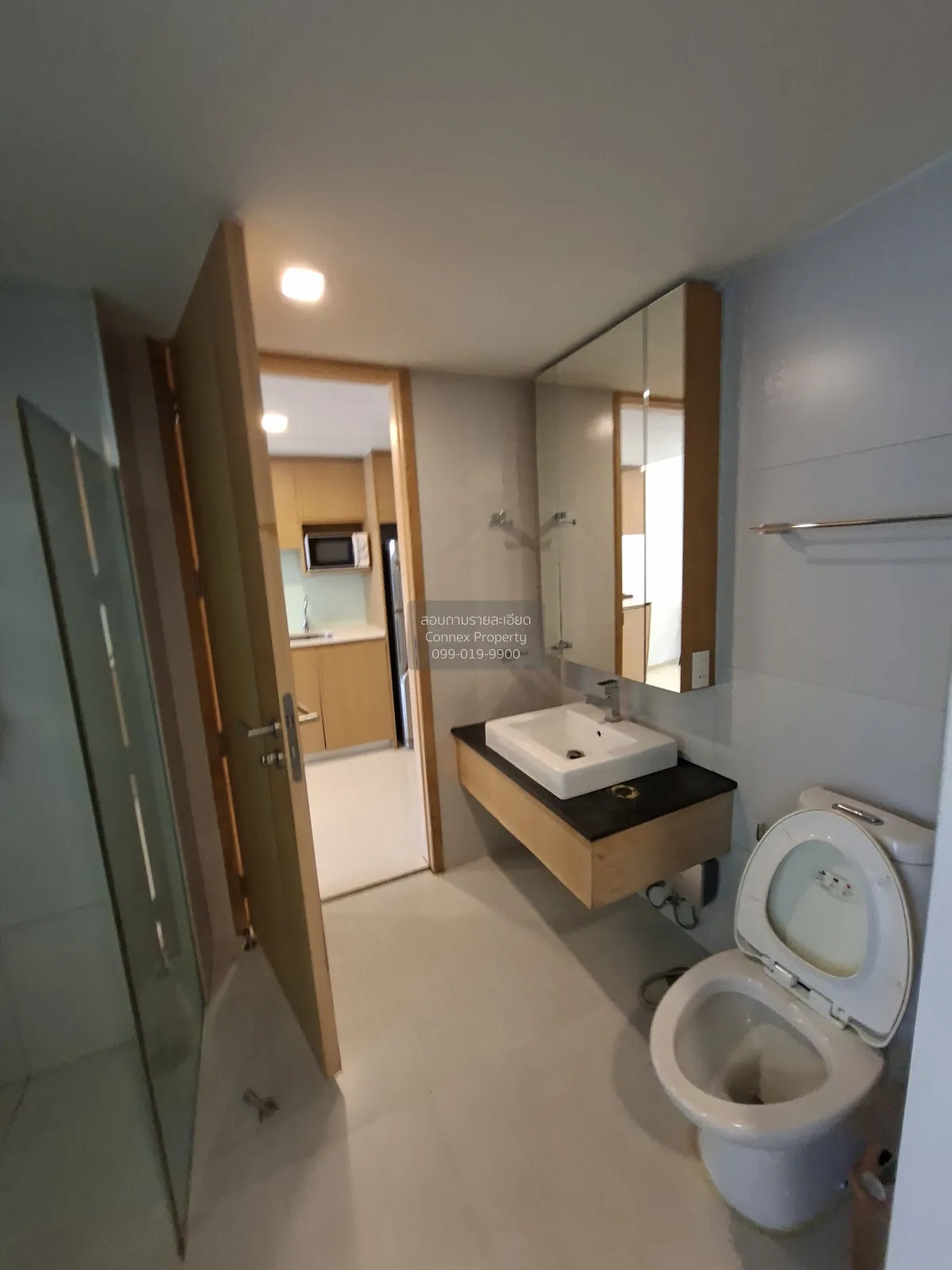 FOR RENT condo , Socio Ruamrudee , Duplex , high floor , BTS-Phlo
