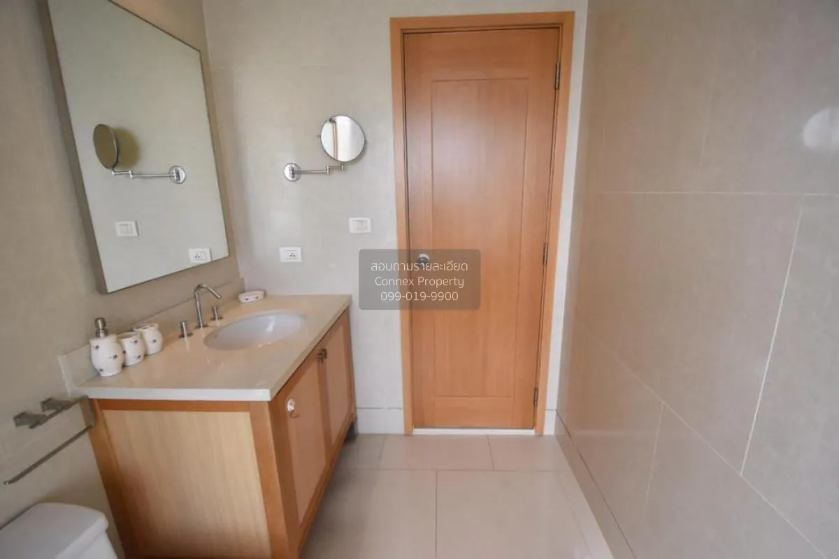 FOR RENT condo , The Emporio Place , Duplex , high floor , BTS-Ph