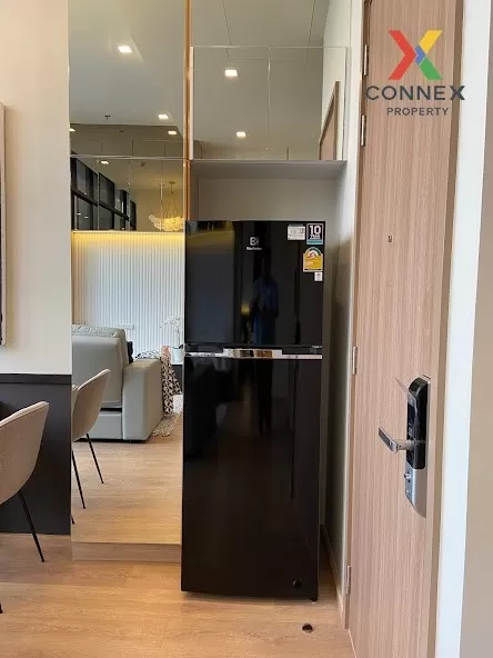 เช่า คอนโด เพดานสูง 3.4 m Noble Around Sukhumvit 33 BTS-พร้อมพงษ์