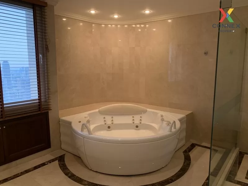 FOR RENT condo , Las Colinas , Duplex , high floor , MRT-Sukhumvi