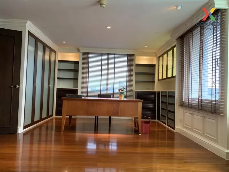 FOR RENT condo , Las Colinas , Duplex , high floor , MRT-Sukhumvi