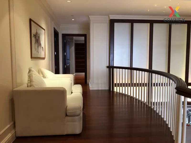 FOR RENT condo , Las Colinas , Duplex , high floor , MRT-Sukhumvi