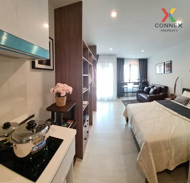 FOR SALE condo , Life One Wireless , Duplex , high floor , BTS-Ph