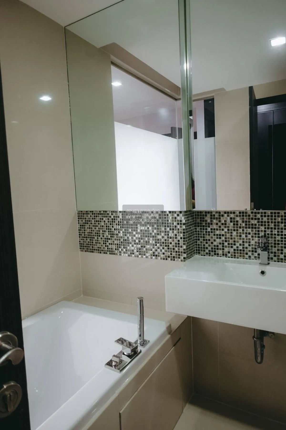 FOR RENT condo , RHYTHM Sukhumvit 44/1 , Duplex , nice view , BTS