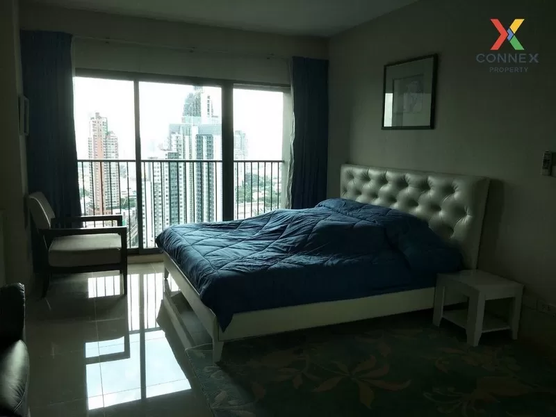 FOR SALE condo , Noble Remix Sukhumvit 36 , Duplex , high floor , 4