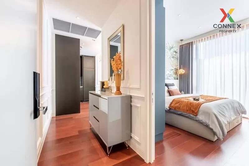 FOR RENT condo , Khun By Yoo , Duplex , high floor , BTS-Thong Lo