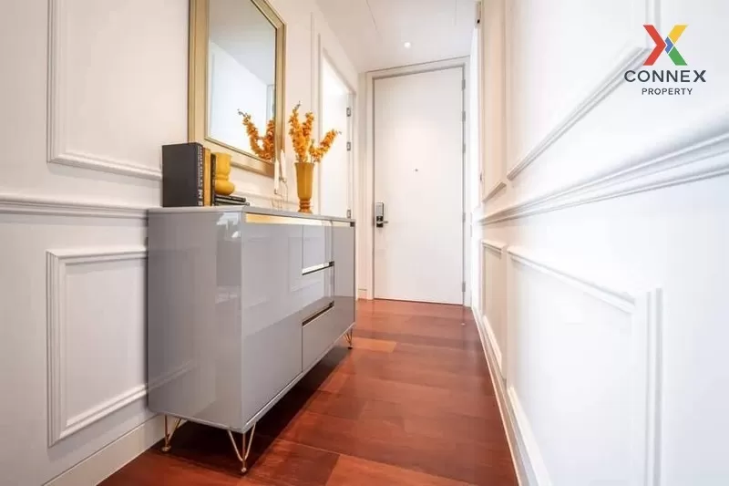 FOR RENT condo , Khun By Yoo , Duplex , high floor , BTS-Thong Lo