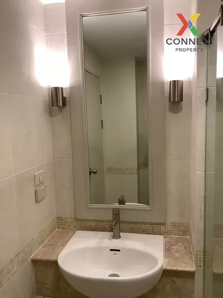 FOR RENT condo , Baan Siri Silom , Duplex , high floor , BTS-Sura 4