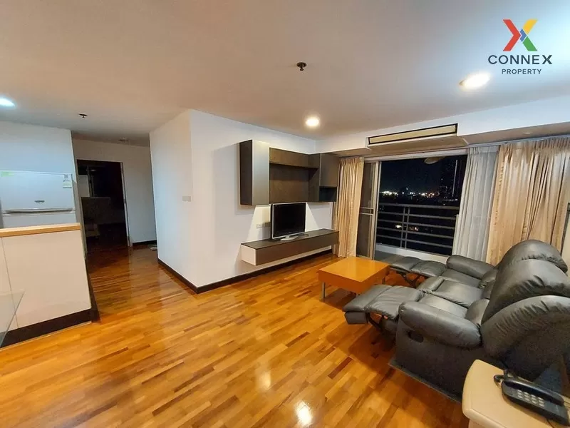 FOR SALE condo , Waterford Diamond 30/1 , Duplex , corner unit , 