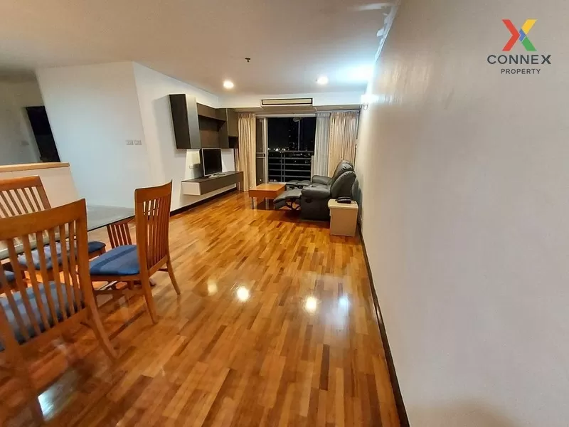 FOR SALE condo , Waterford Diamond 30/1 , Duplex , corner unit , 