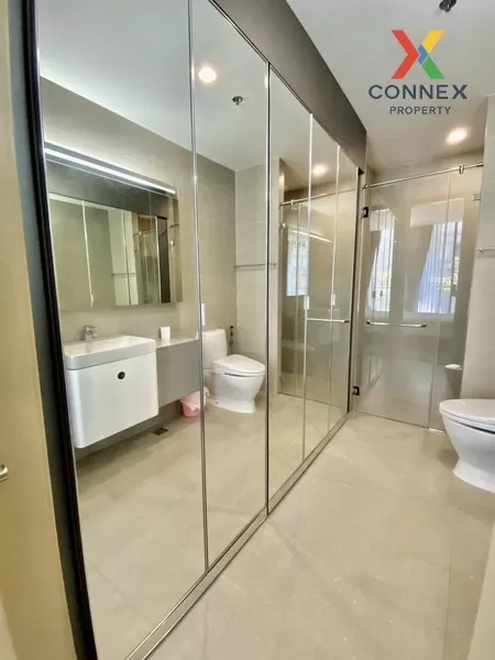 FOR RENT condo , Noble Ploenchit , Duplex , corner unit , BTS-Phl 4