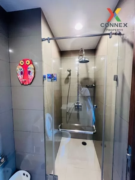 FOR RENT condo , 15 Sukhumvit Residence , Duplex , nice view , BT