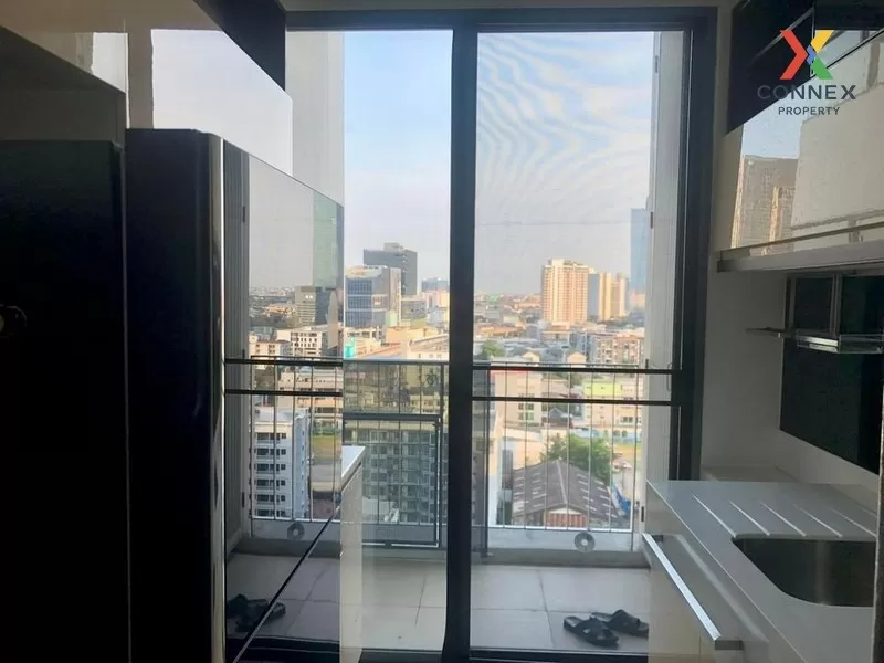 FOR RENT condo , The Room Sukhumvit 62 , Duplex , high floor , BT