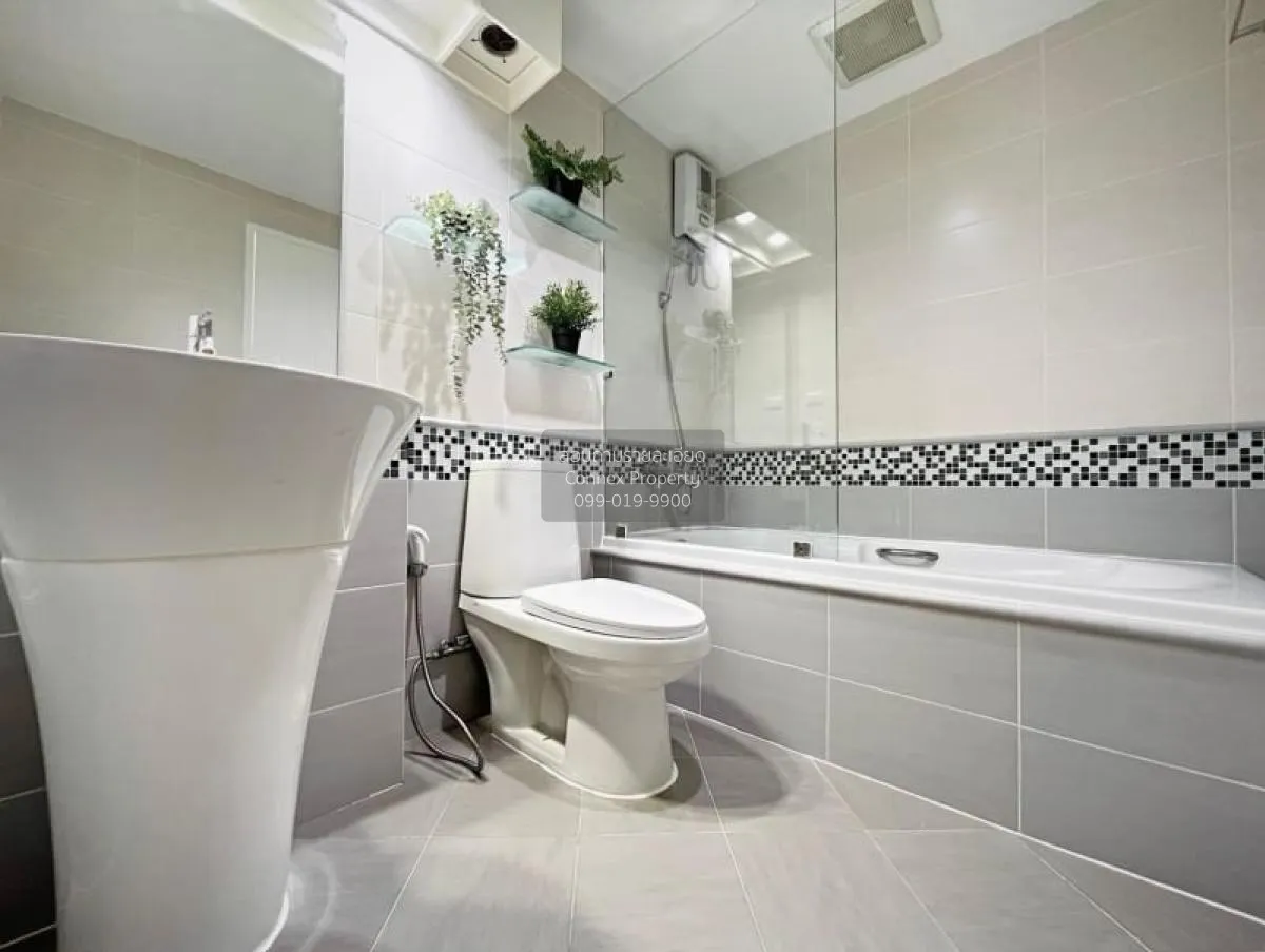 FOR RENT condo , Waterford Sukhumvit 50 , Duplex , high floor , B