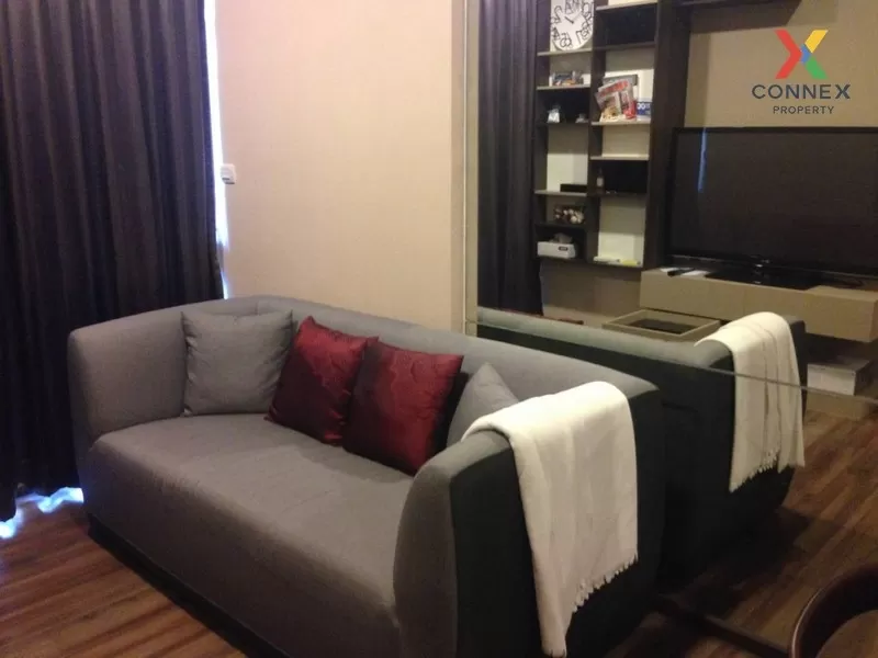FOR RENT condo , TEAL Sathorn - Taksin , Duplex , high floor , BT