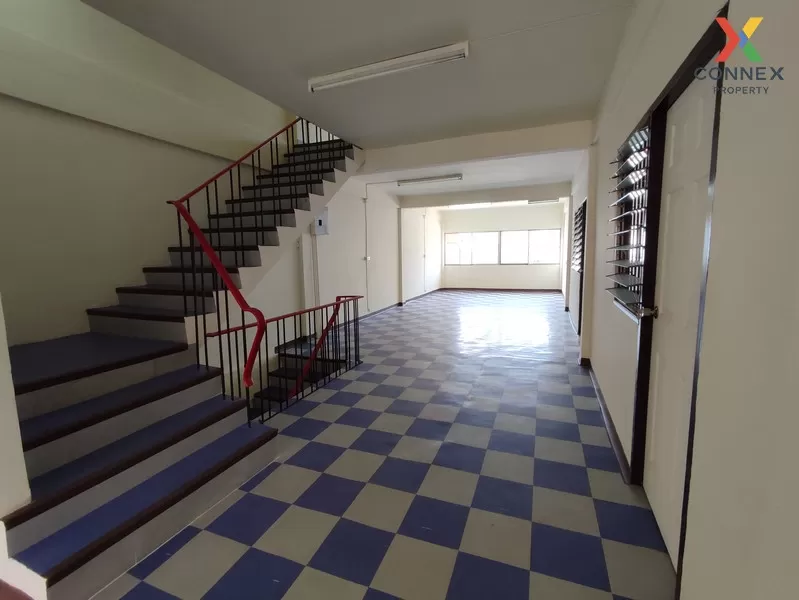 FOR SALE commercial building , wide frontage , Talat Bang Khen , 