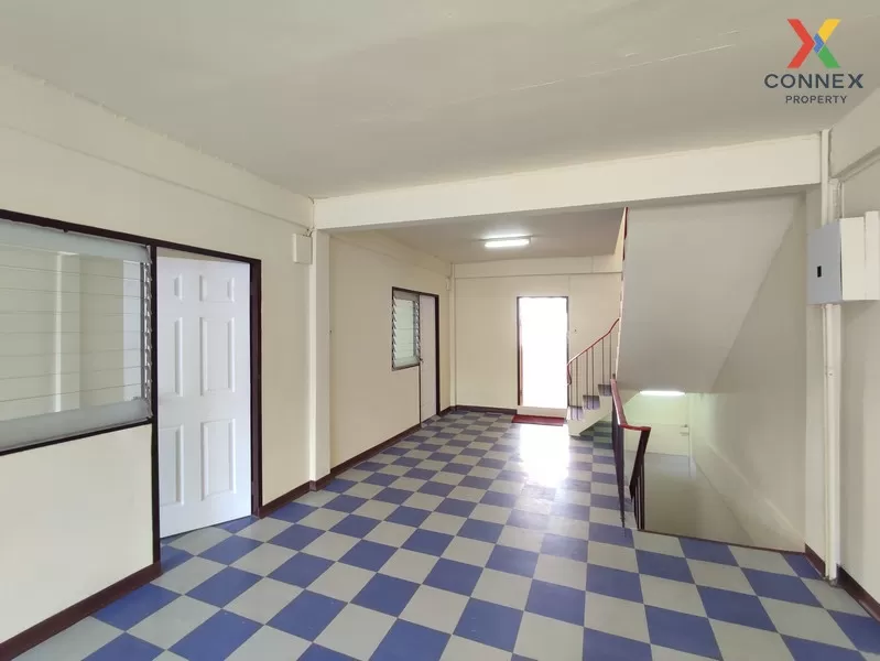 FOR SALE commercial building , wide frontage , Talat Bang Khen , 