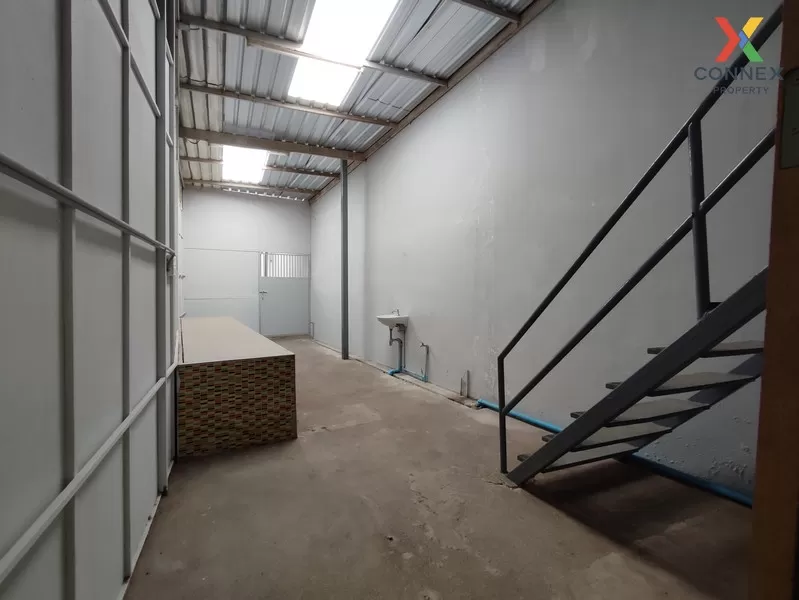 FOR SALE commercial building , wide frontage , Talat Bang Khen , 