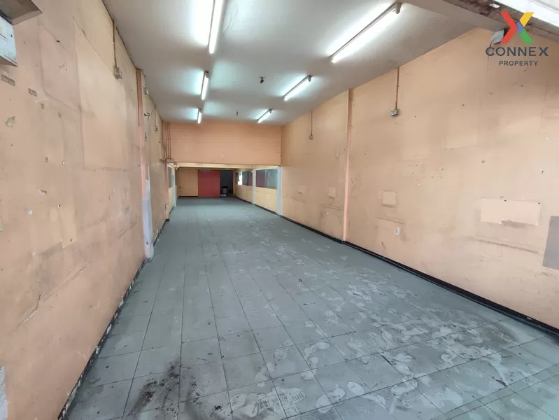 FOR SALE commercial building , wide frontage , Talat Bang Khen ,  3