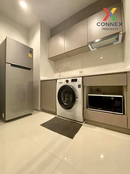 FOR RENT condo , Life Asoke-Rama 9 , Duplex , high floor , MRT-Ph