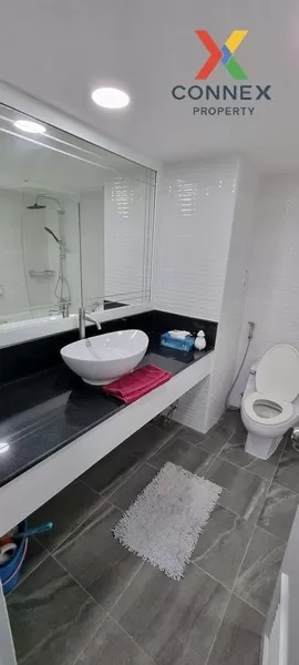 FOR RENT condo , Omni Tower , Duplex , nice view , BTS-Asok , Khl