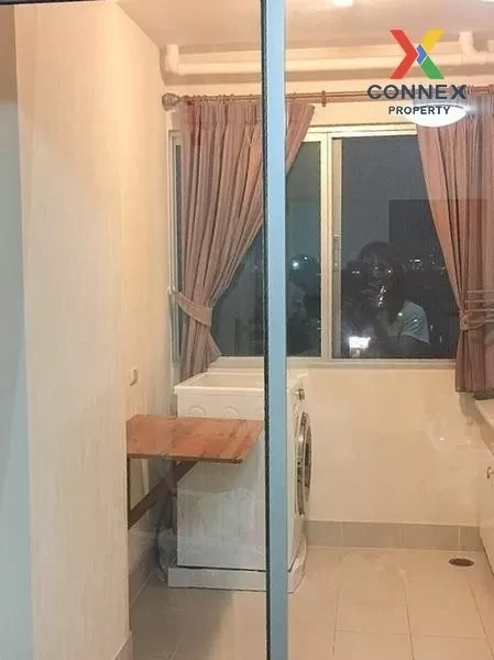 FOR RENT condo , Supalai Park @ Tiwanon , Duplex , wide frontage 