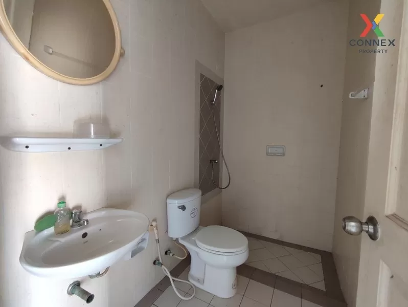 ขายถูก ทาวน์โฮม ม. ปริญลักษณ์ เพชรเกษม 69 หนองแขม กรุงเทพมหานคร C 3