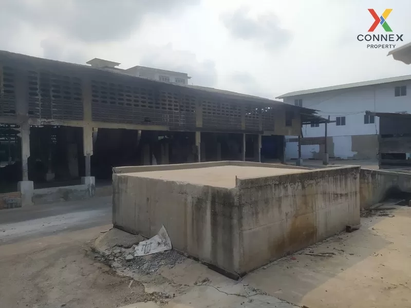 FOR SALE warehouse/factory , wide frontage , Thai Ban , Don Muean 2