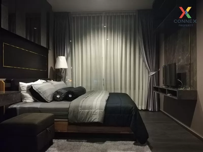FOR RENT condo , EDGE Sukhumvit 23 , Duplex , high floor , BTS-As 4