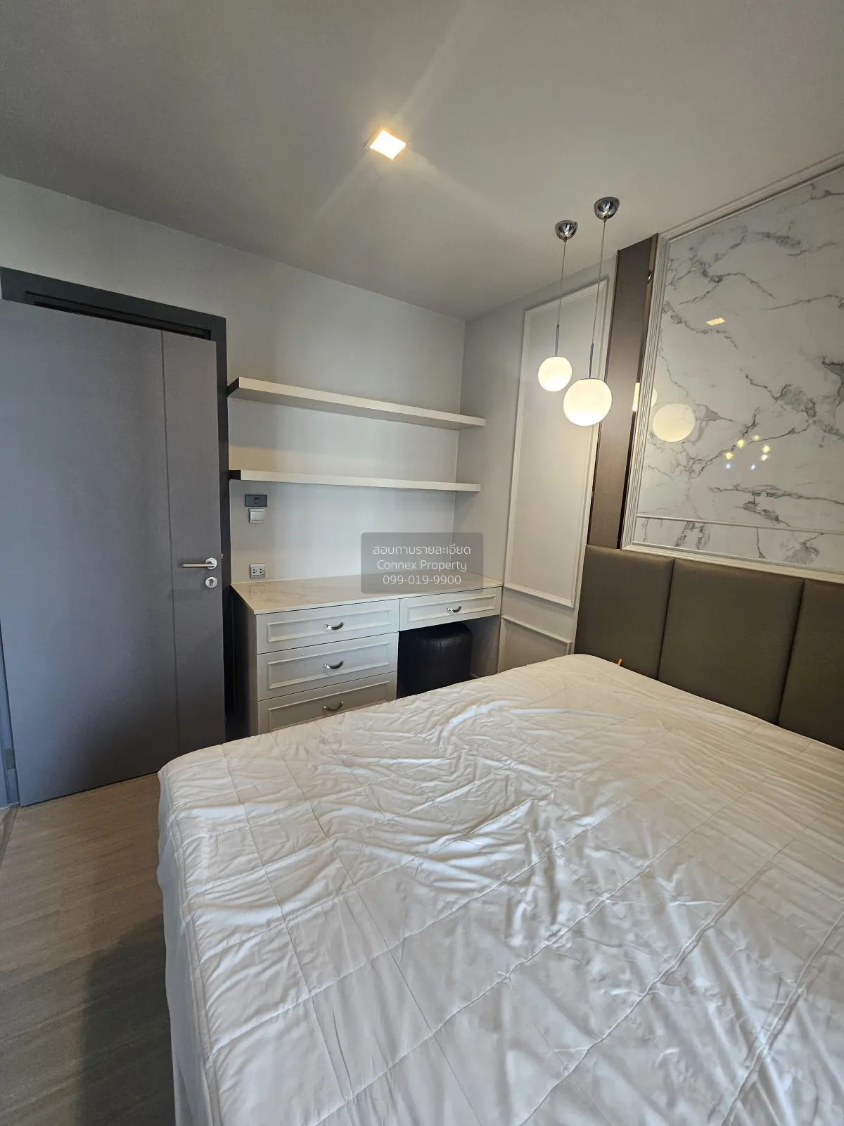 FOR RENT condo , Life Asoke-Rama 9 , Duplex , high floor , MRT-Ph