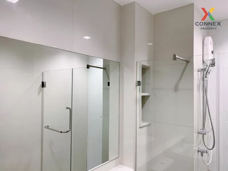 FOR RENT condo , Life Asoke-Rama 9 , Duplex , high floor , MRT-Ph