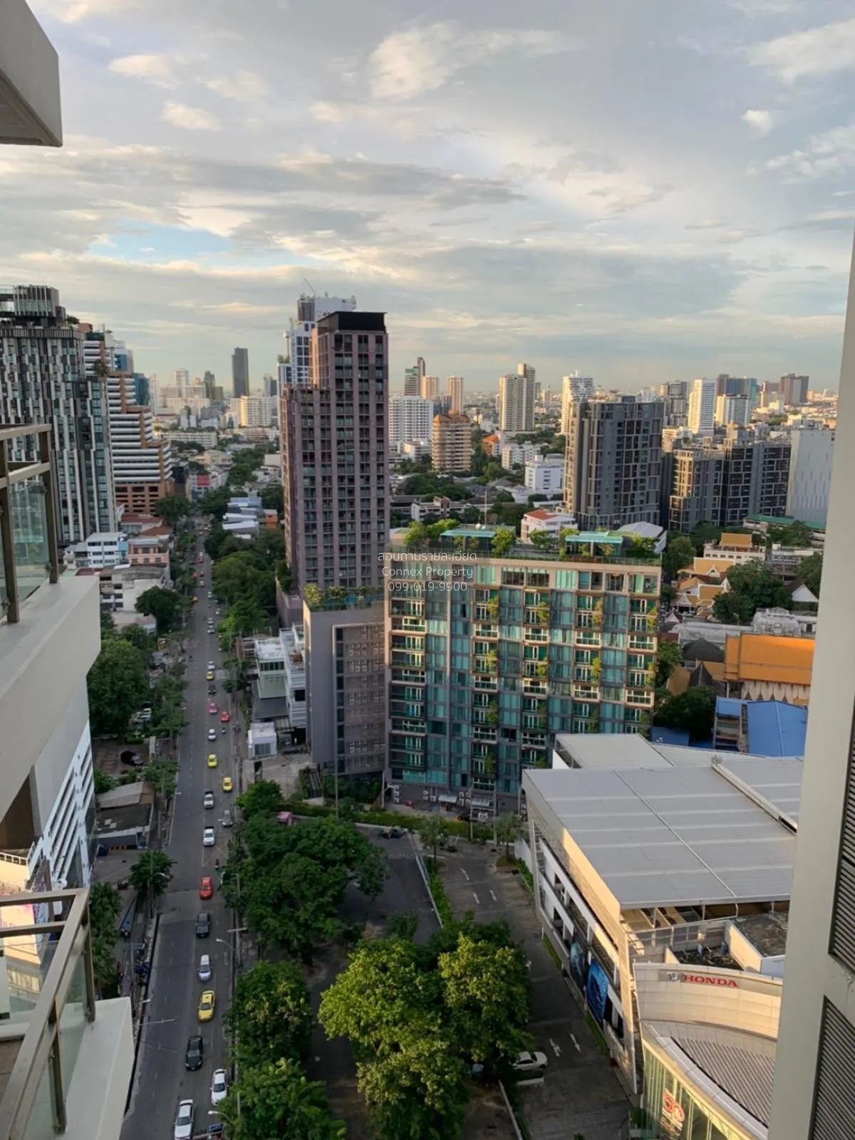 เช่า คอนโด ชั้นสูง Nusasiri Grand Condo BTS-เอกมัย สุขุมวิท พระโข