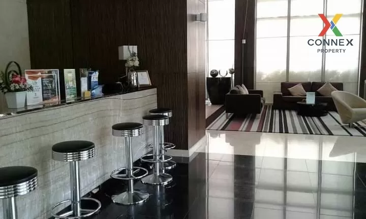 FOR RENT condo , Life Ladprao , Duplex , high floor , BTS-Ha Yaek