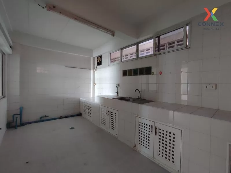 FOR SALE townhome , Prinluck Rama 2 , Samae Dam , Bang Khun Thian